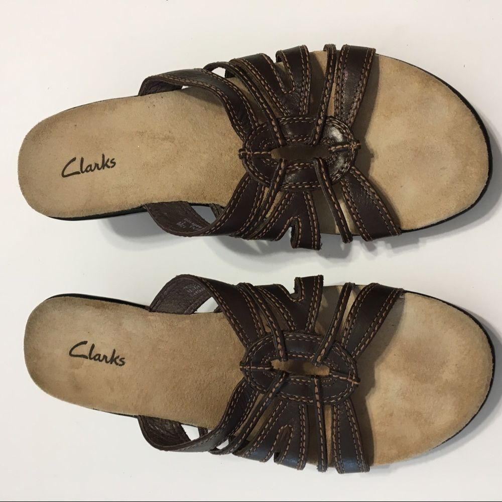 Clarks women’s 6M open toe sandals brown leather